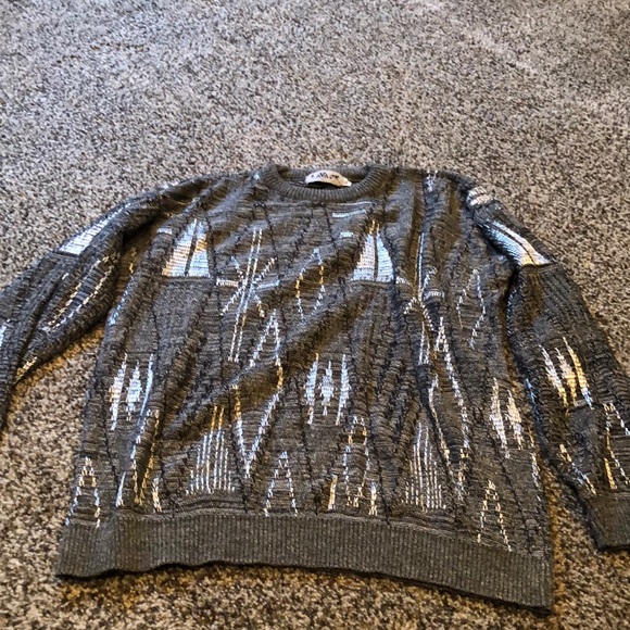 Sweater - Picture 2 of 2